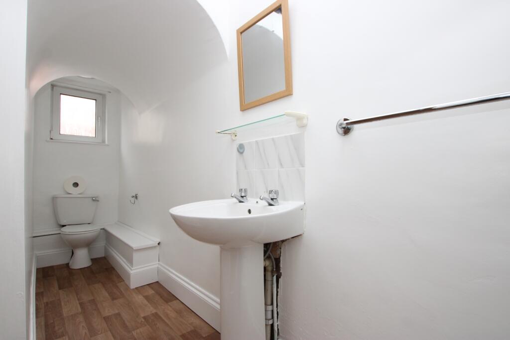 Apartment in Kettering, Avondale - View 6