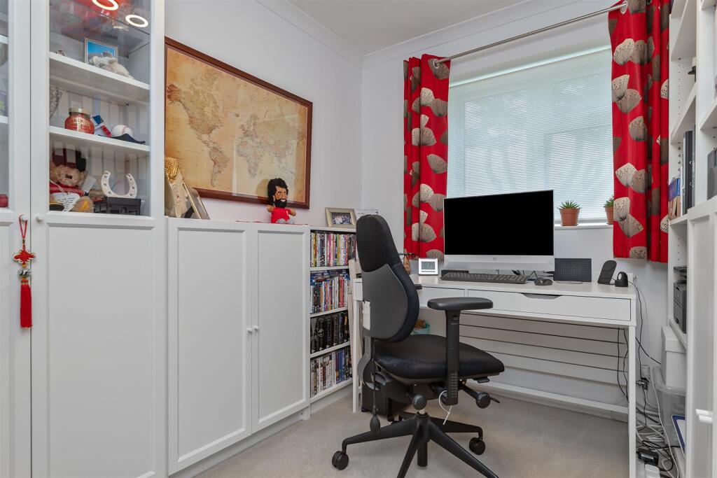 Additional image 12 of Ash Grove, Wheathampstead, St. Albans