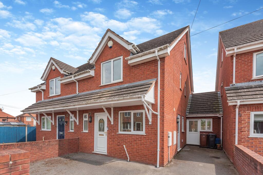 Main image of property: Leaches Lane, Mancot, CH5