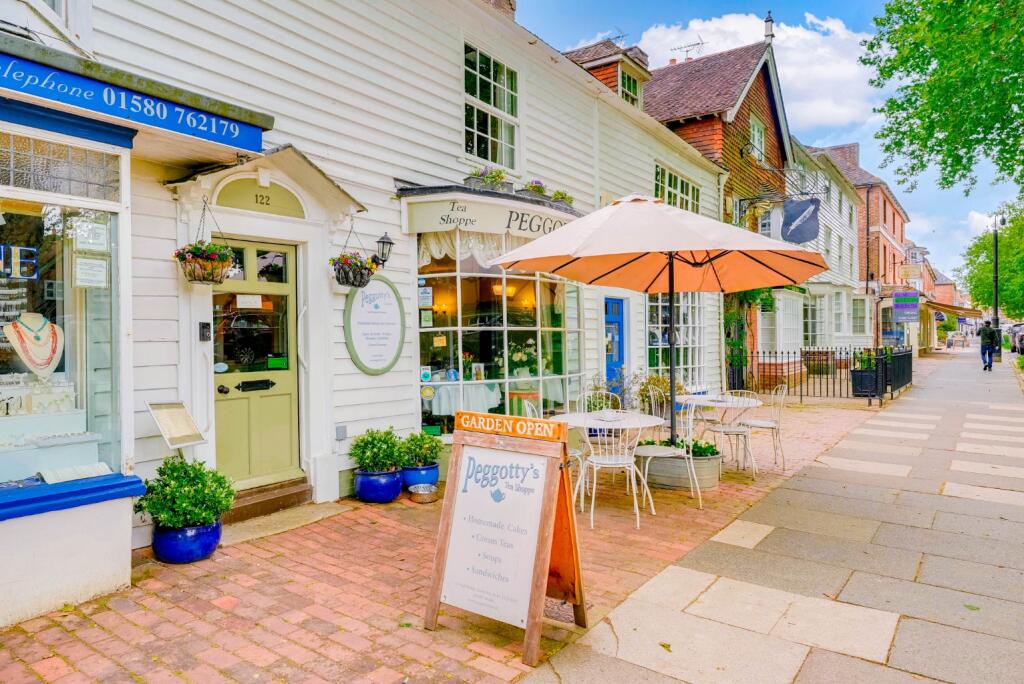 Main image of property: Peggotty's Tea Shoppe, 122 High Street, Tenterden, Kent, TN30 6HT