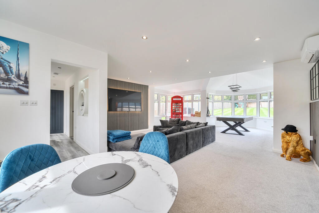 Batchworth Lane, Northwood, Middlesex - View 5