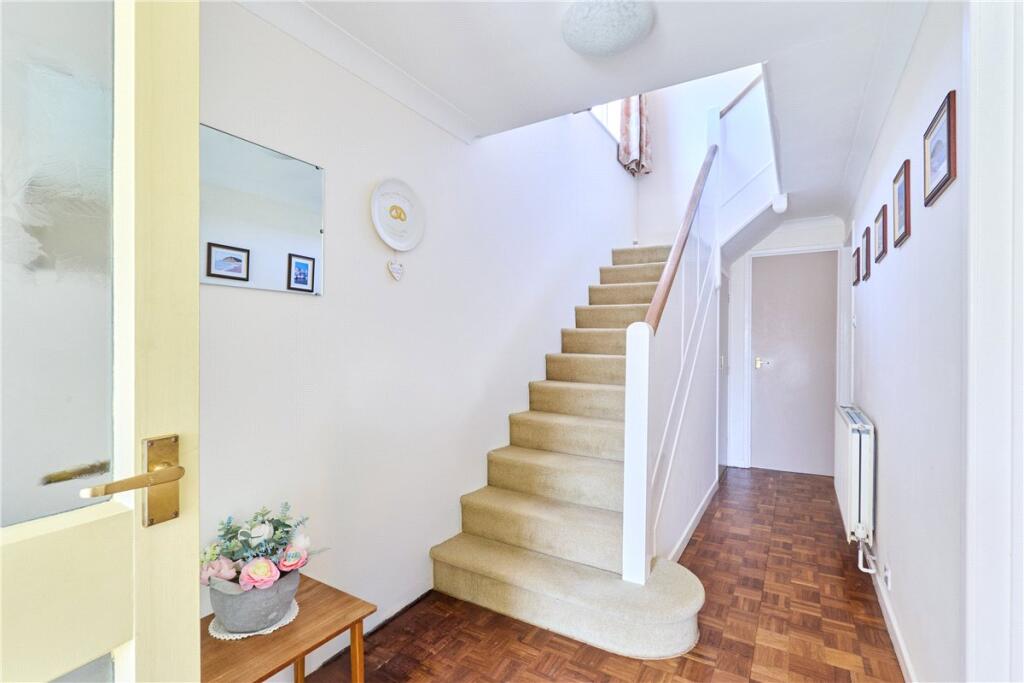 Edinburgh Road, Newmarket, Suffolk, CB8 - View 3