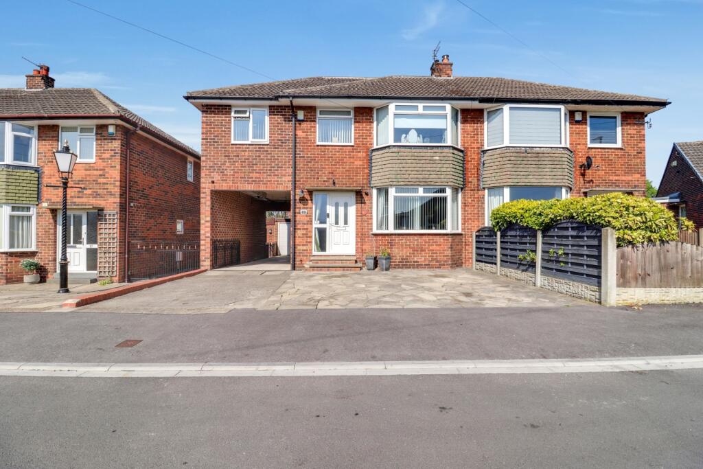 Main image of property: Deneside, Ossett, West Yorkshire, WF5