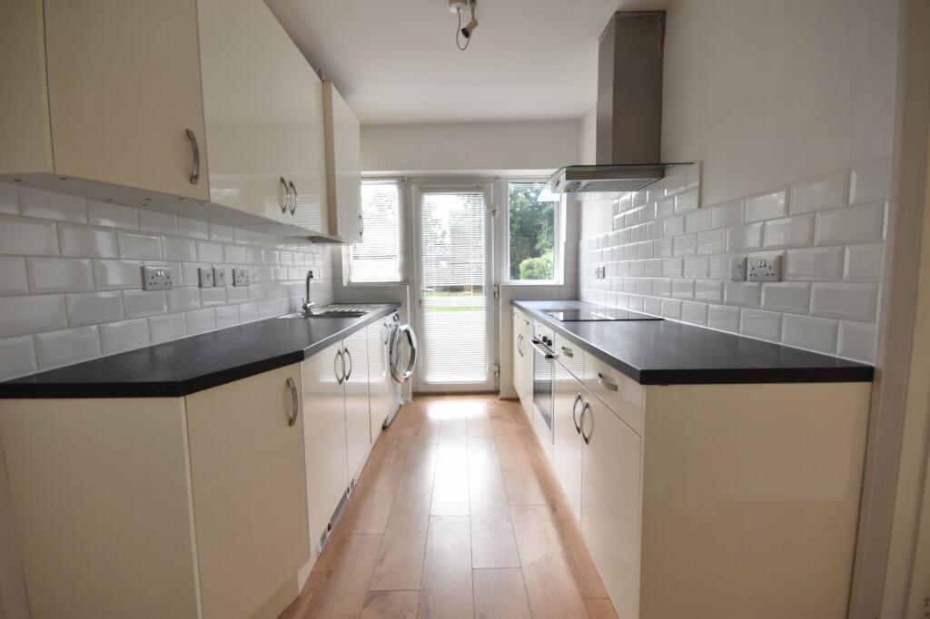 House in Redhill - View 4