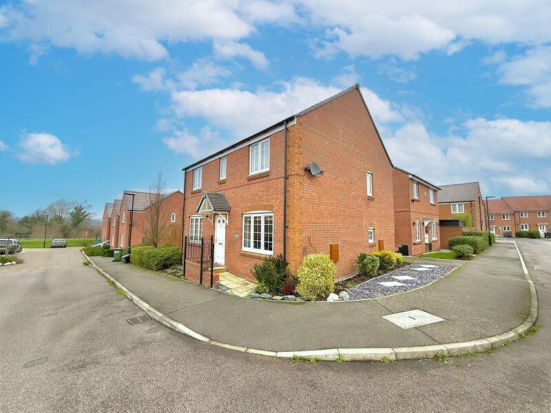 Main image of property: Piggots Mead, Bidwell