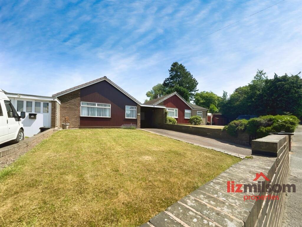 2-bed detached on Mill Hill Lane, Burton-On-Trent, £265,000