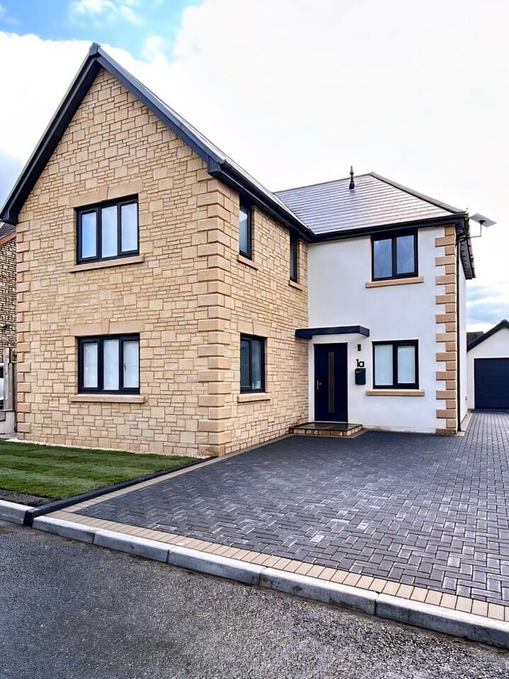 Llys Bryn Gwyrdd, Five Roads, Llanelli, Llanelli