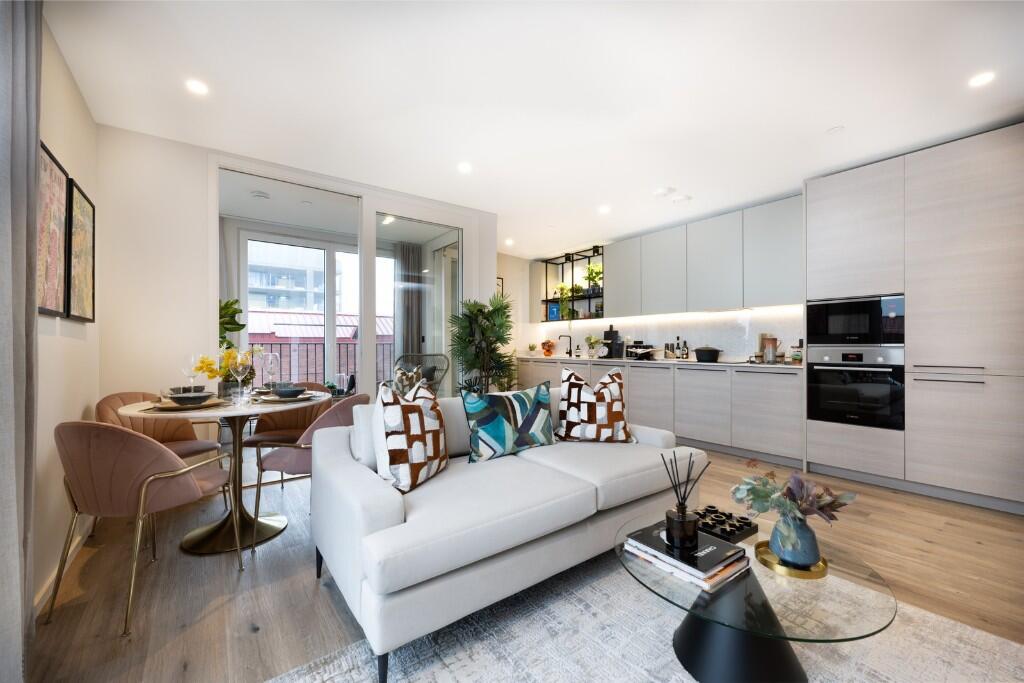 Main image of property: Heron Wharf, 
Leven Road, 
London, 
E14