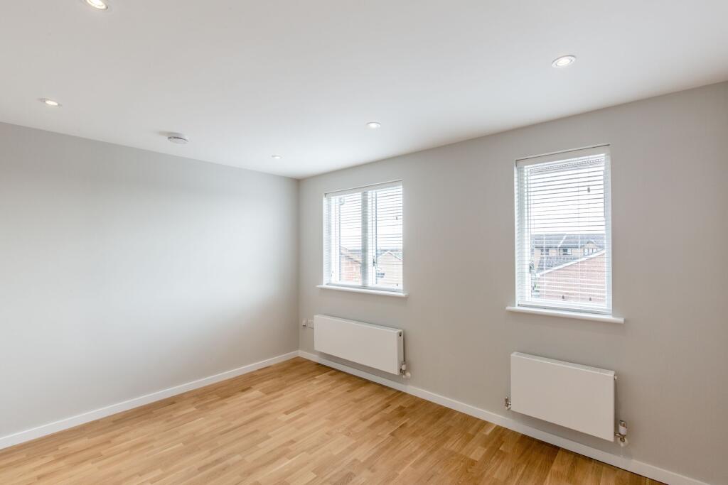 Apartment in Enfield - More