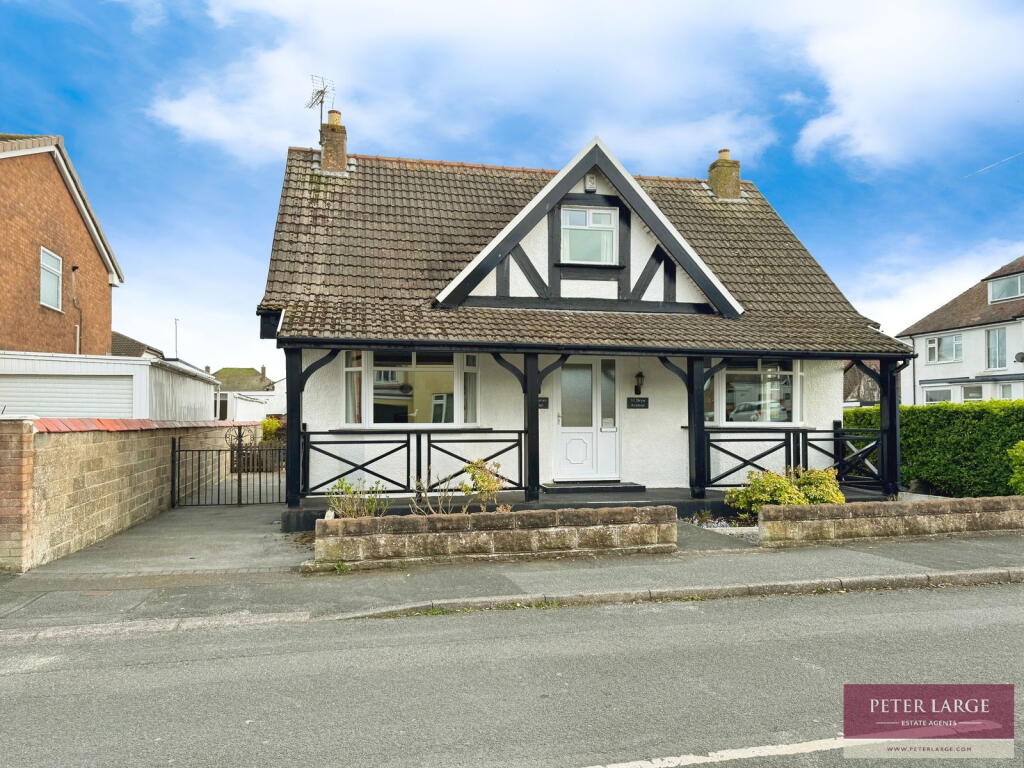 Main image of property: Bryn Avenue, Kinmel Bay, LL18 5BH