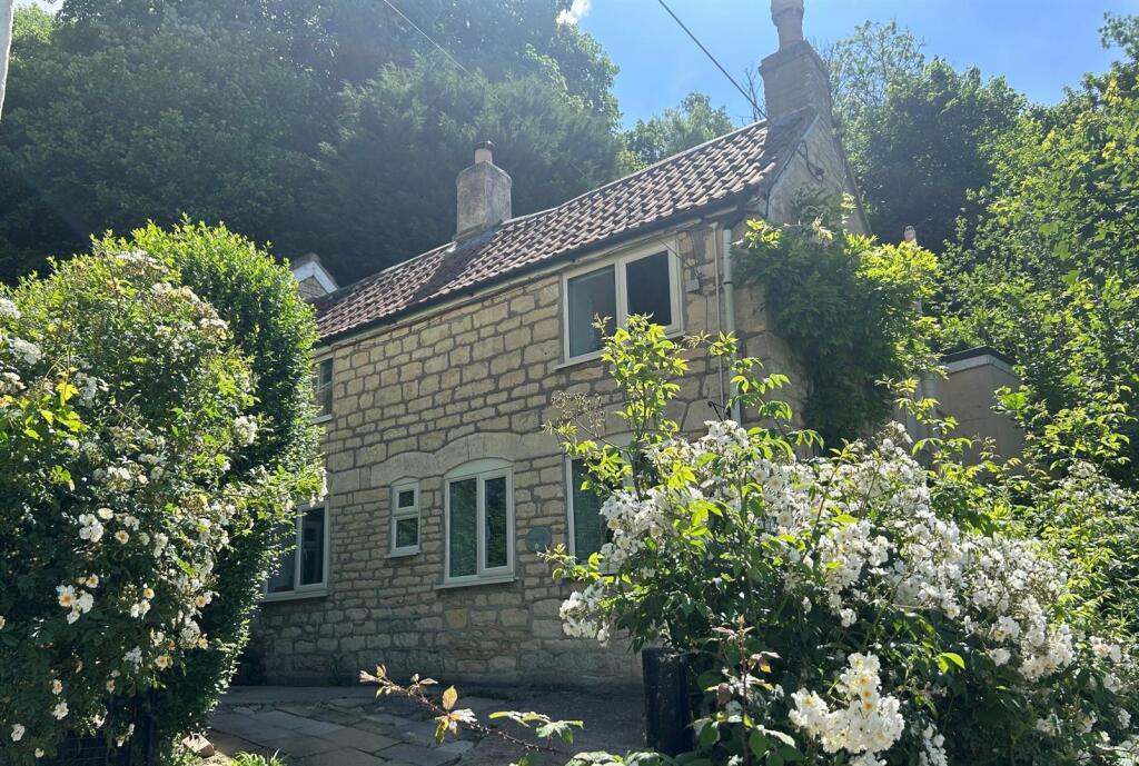Main image of property: The Street, Kingscourt, Stroud