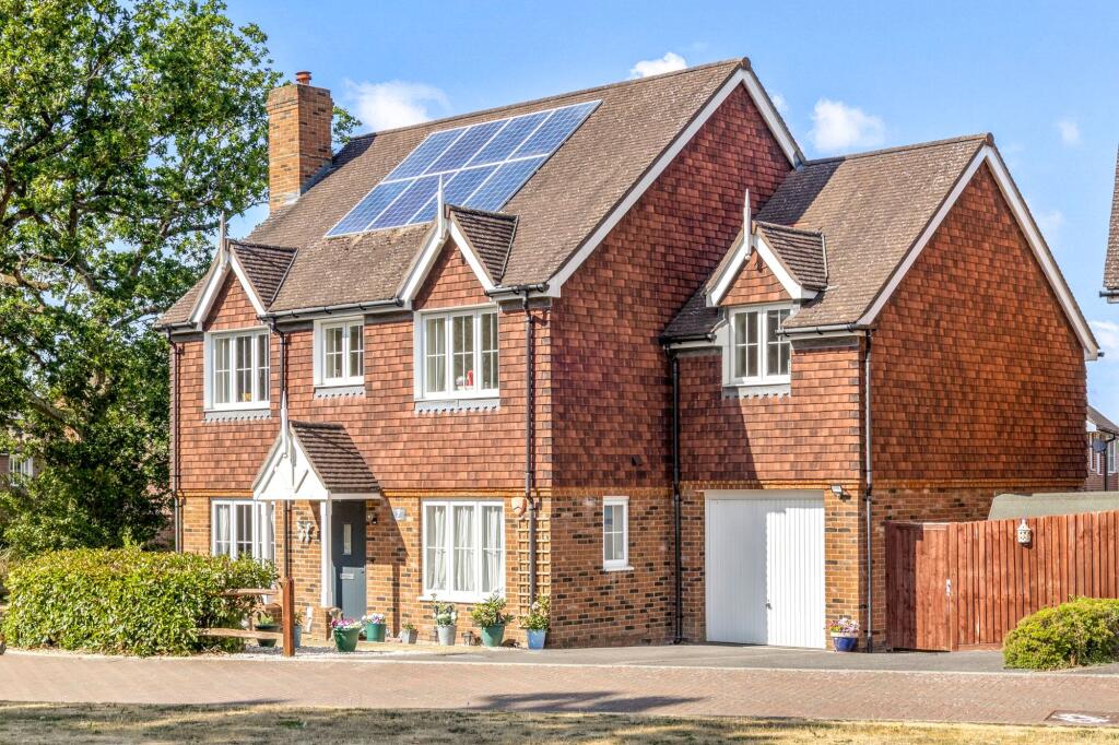 Main image of property: The Brambles, Billingshurst, RH14