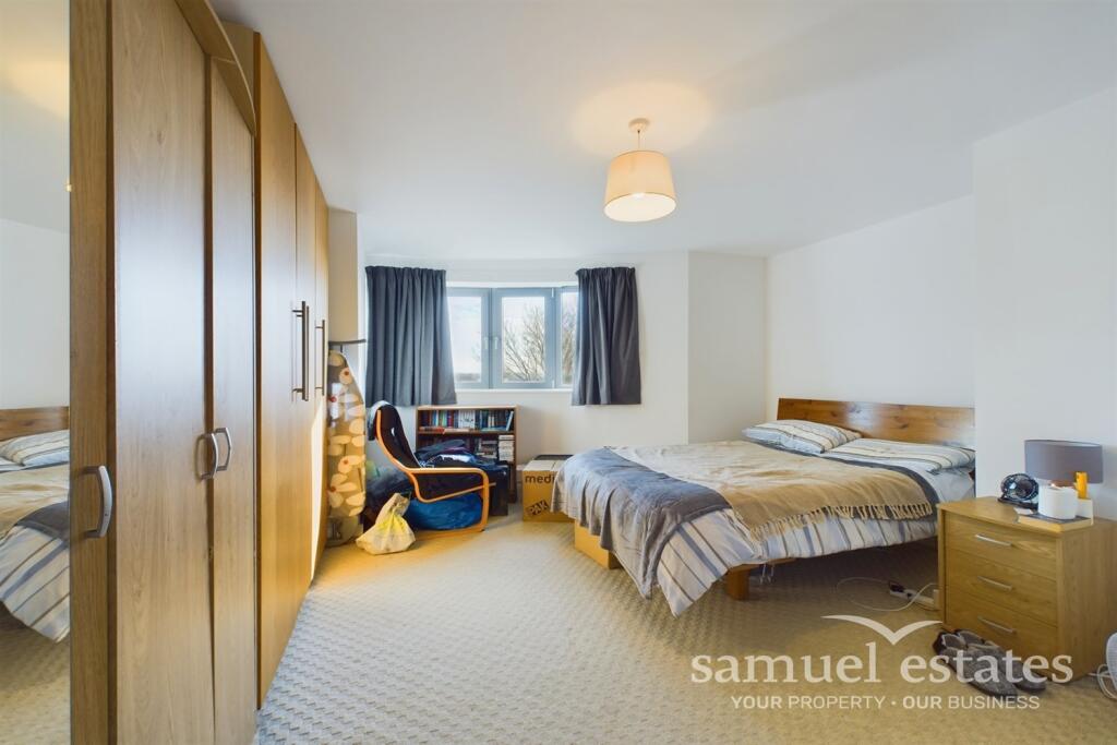 Apartment in London, Collier's Wood - More