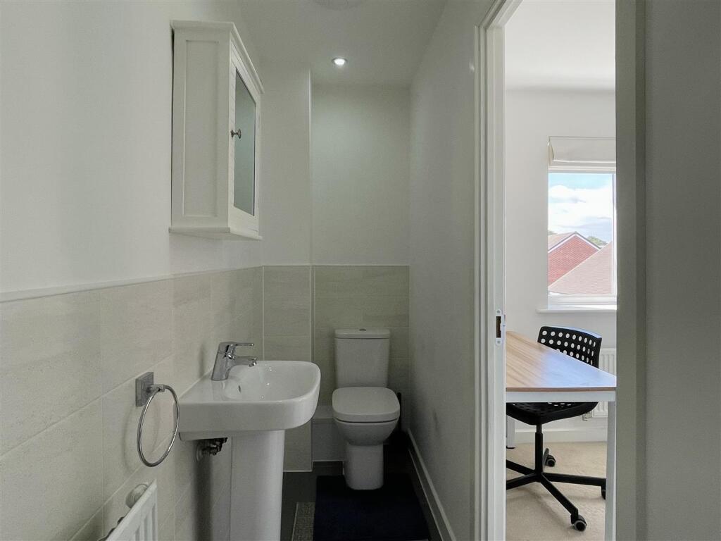 6 bedroom town house for rent