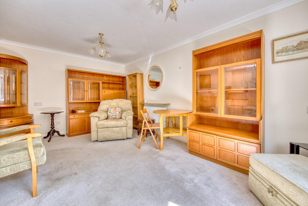 Apartment in London - View 5