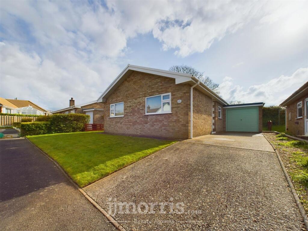Main image of property: Dolwerdd Estate, Penparc, SA43