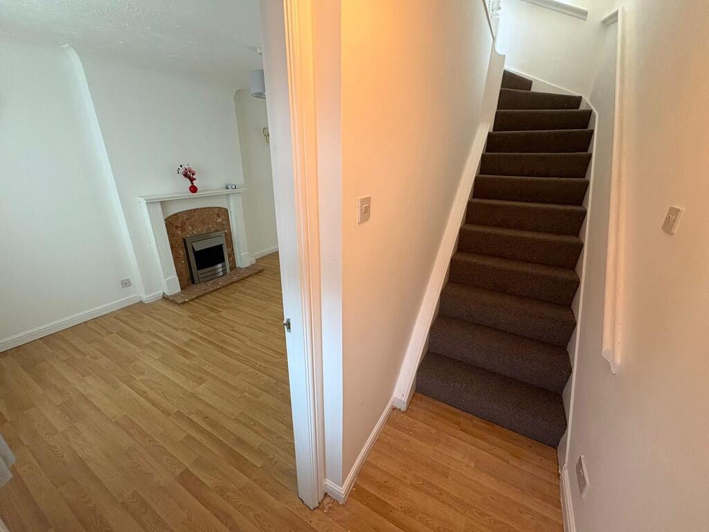 Dunlin Grove, Leigh photo 2