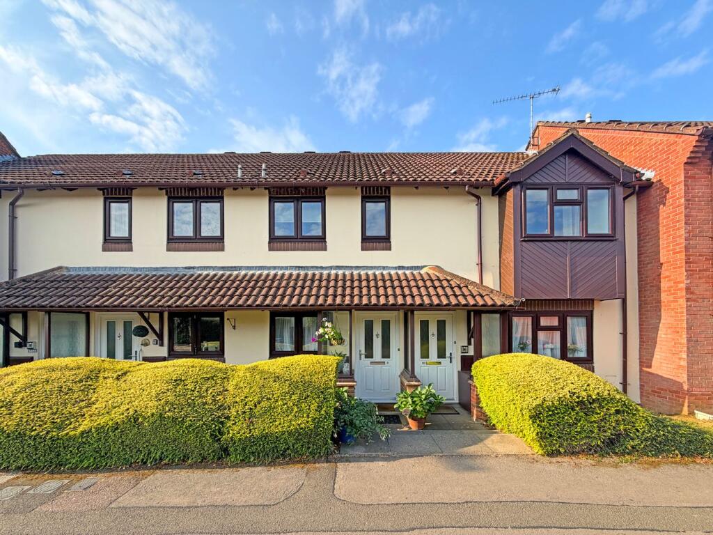 Apartment in Hemel Hempstead - View 2