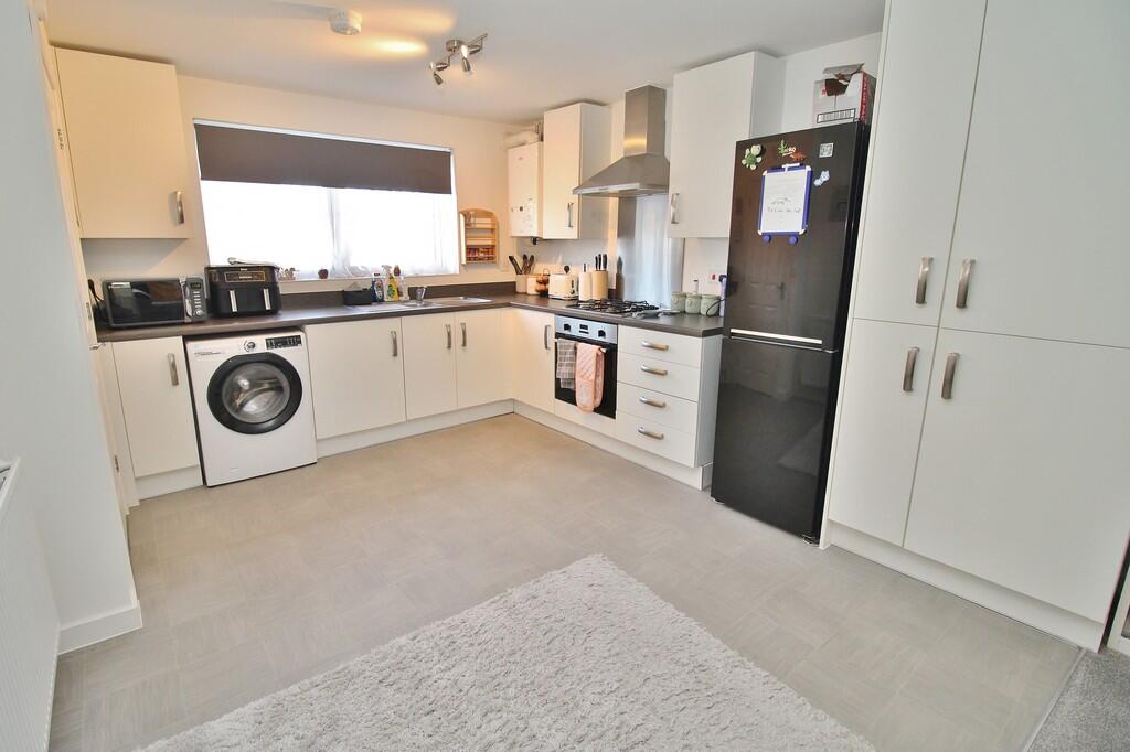 House in Havant, Emsworth - View 4