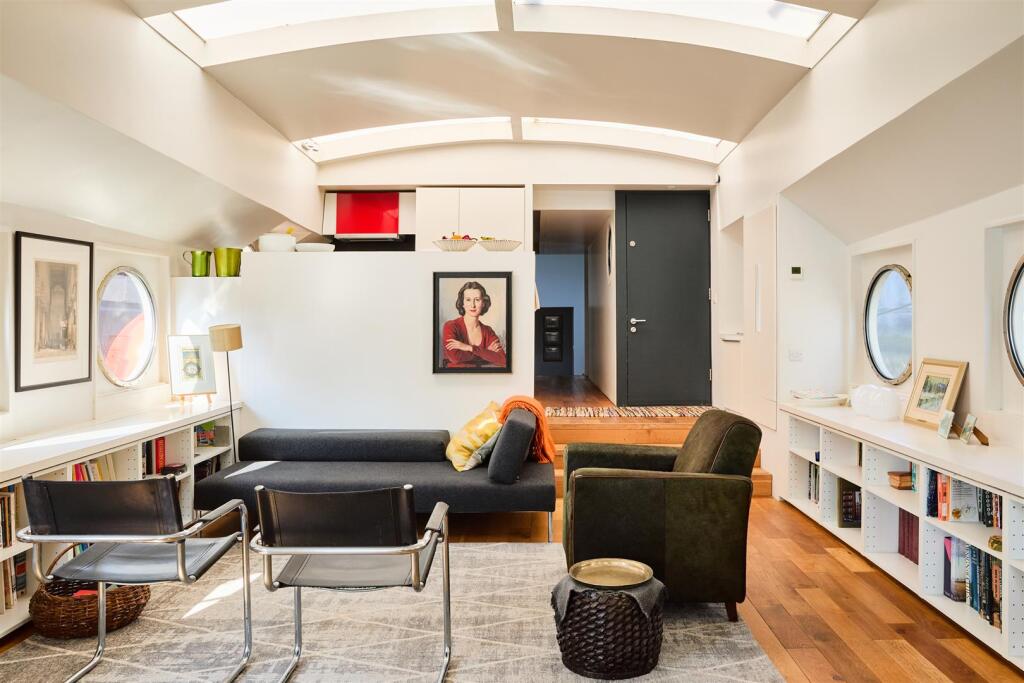 Main image of property: Albion Quay, Battersea, SW11