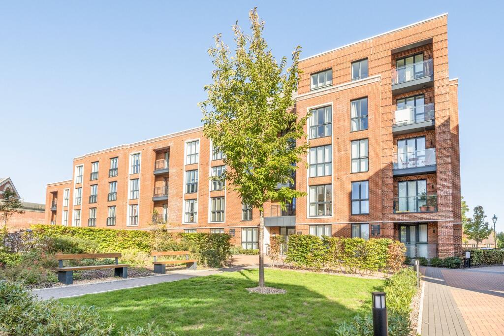 Main image of property: Fellowes Rise, Winchester, SO22