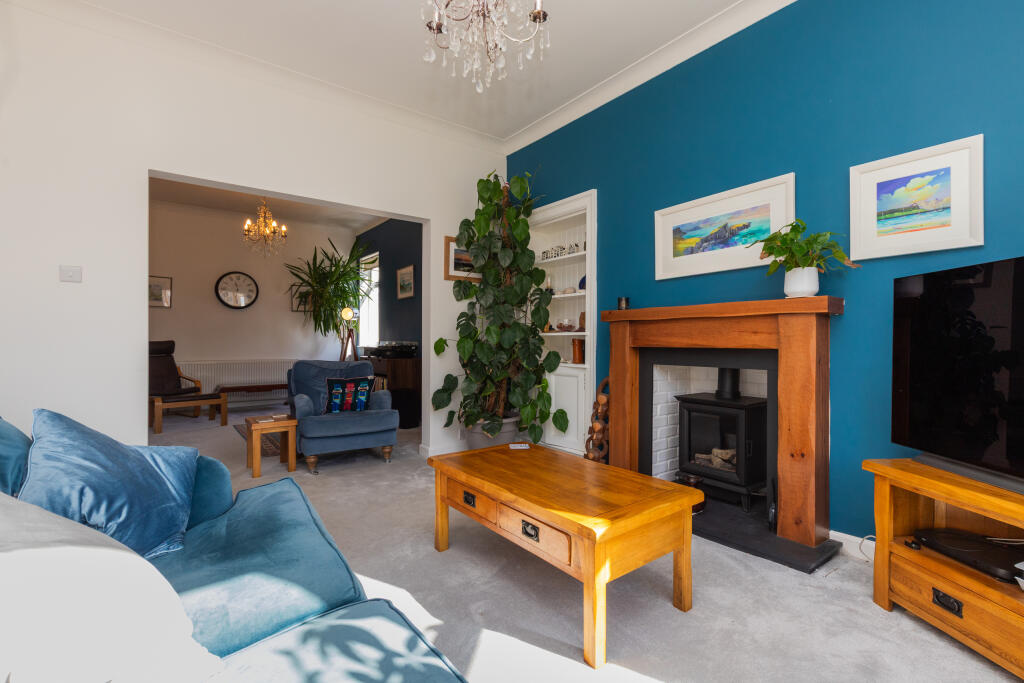 House in Renfrew, Oldhall - View 4