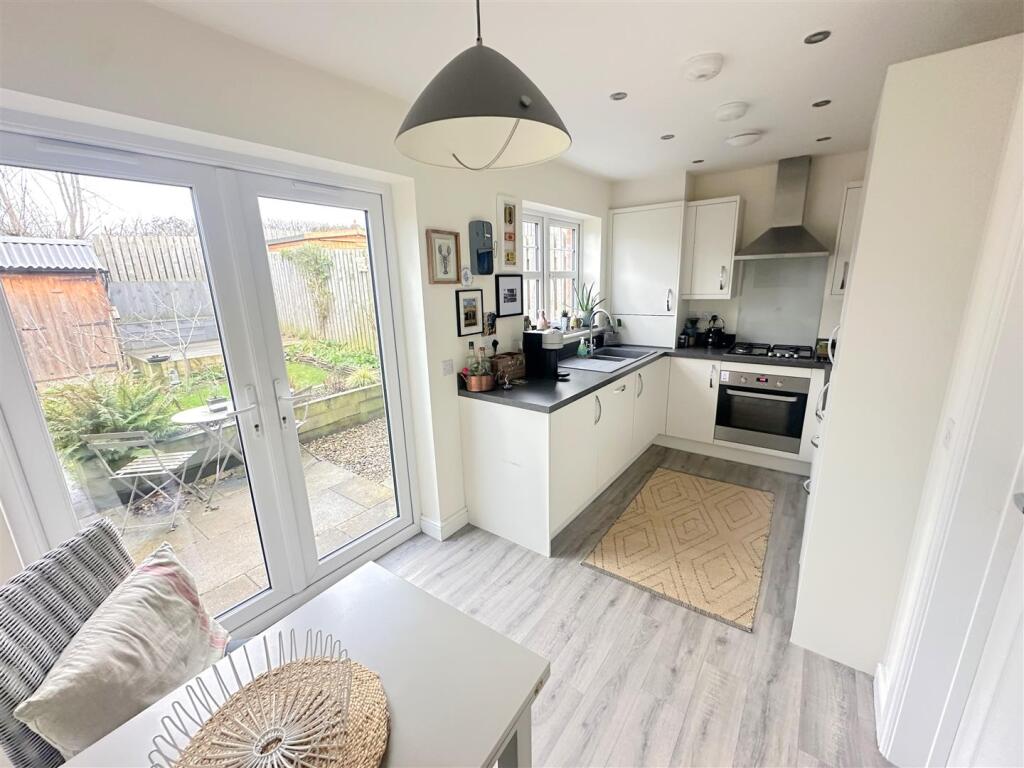 Lough Wood Crescent, Scotby, Carlisle photo 2