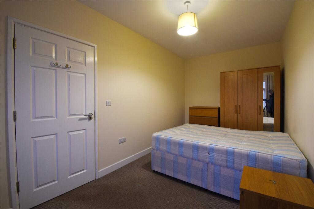 Main image of property: Frome Valley Road, Bristol, Somerset, BS16