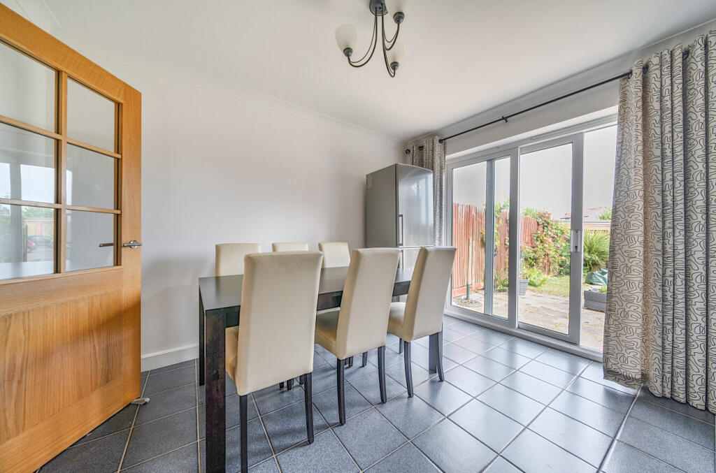 House in Portsmouth - View 6