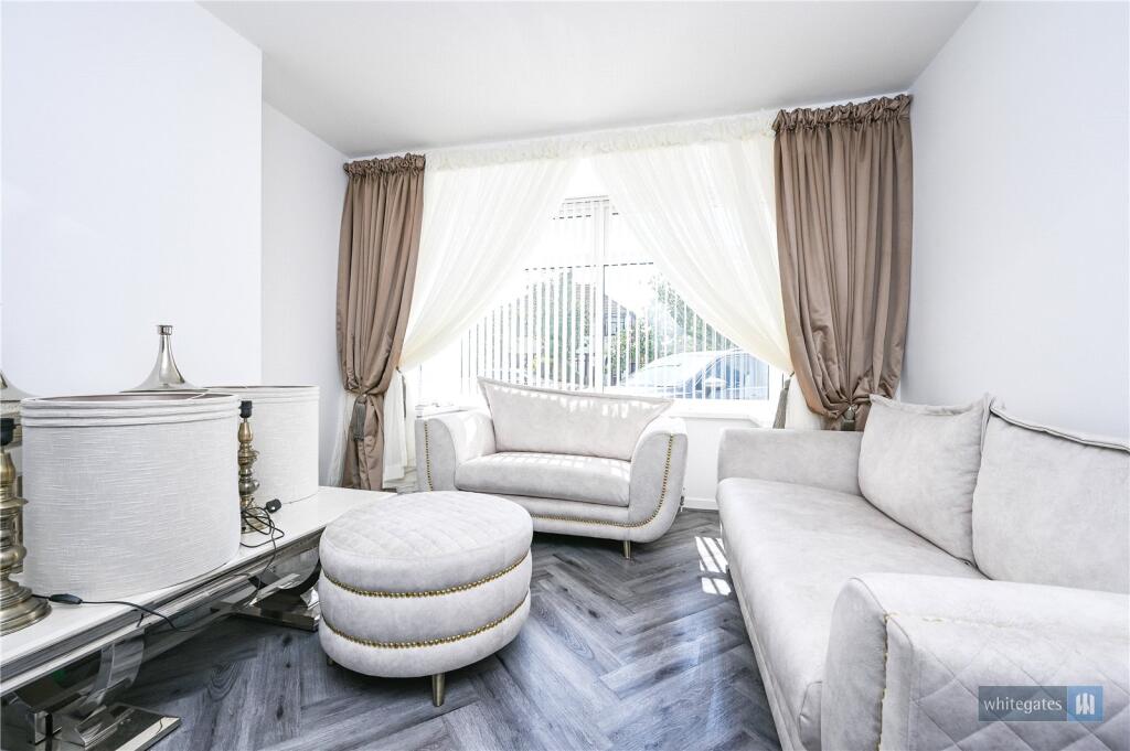 House in Knowsley, Liverpool City Region - View 3