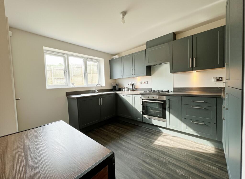 Shears Drive, Brighouse, HD6 photo 4
