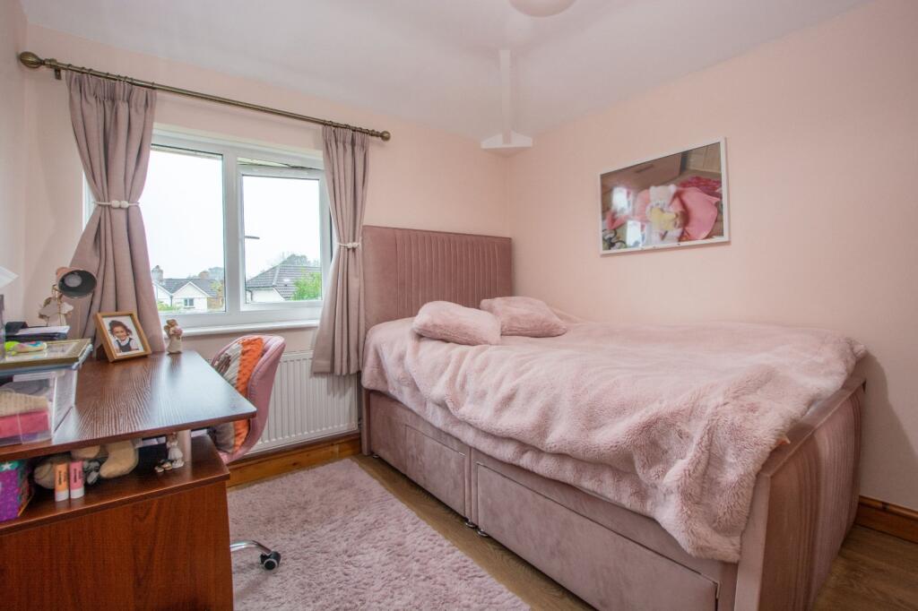 House in Leeds, West Yorkshire - More