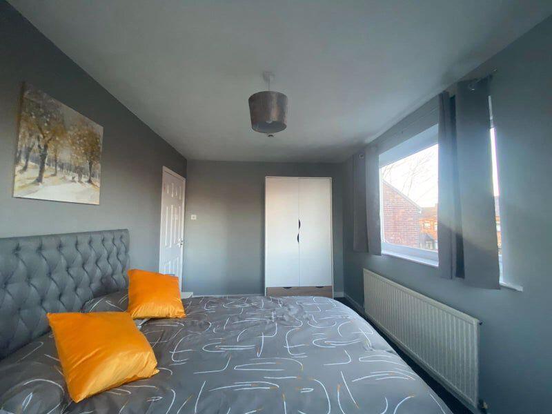 Main image of property: Archer Grove, St. Helens