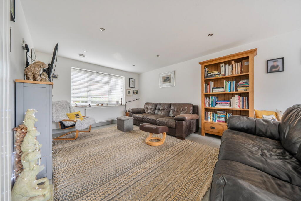 House in South Kesteven, Colsterworth - View 4