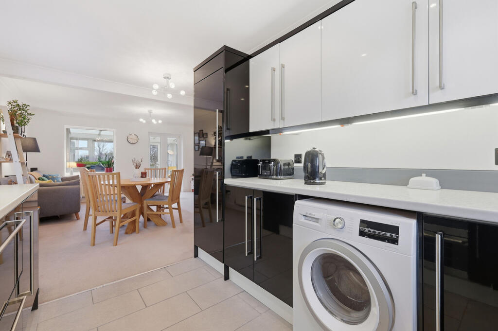Little Berry Lane, Basildon, SS16 6 photo 3