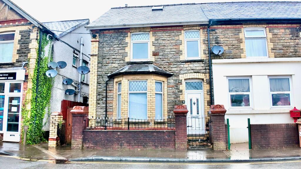 Main image of property: High Street, Newbridge, NP11