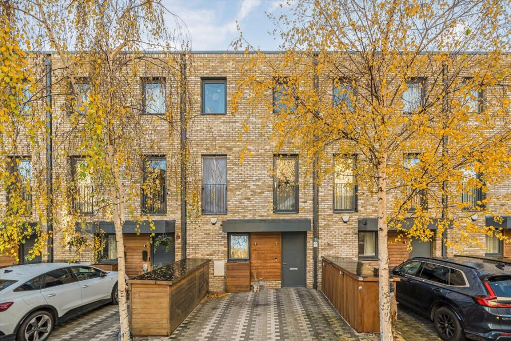 Main image of property: Beatrice Place, Southfields