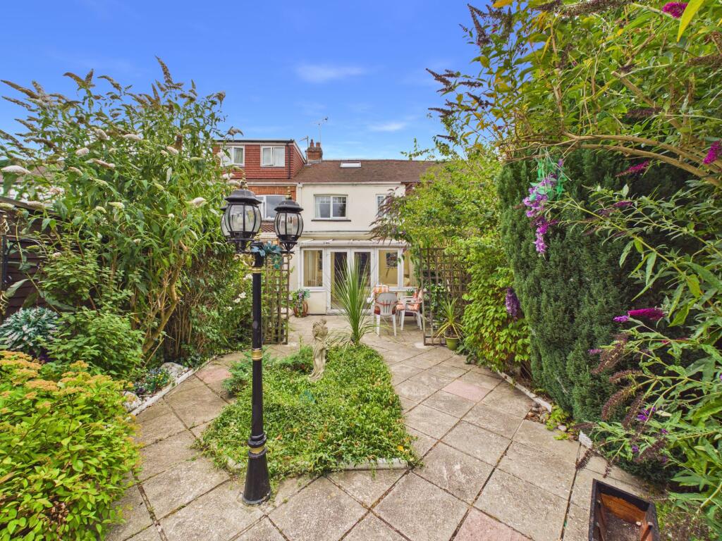 House in Driffield, Little Driffield - View 4