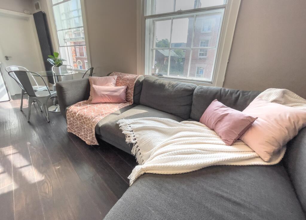 1 bedroom house share for rent