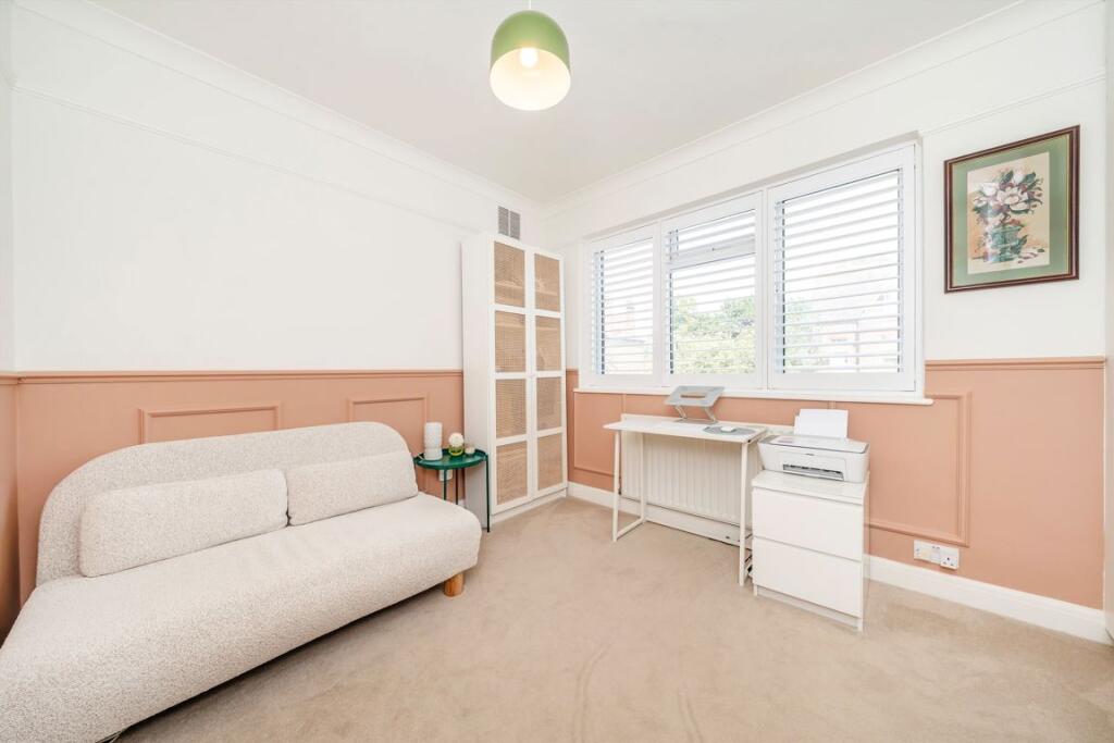 Apartment in London - More