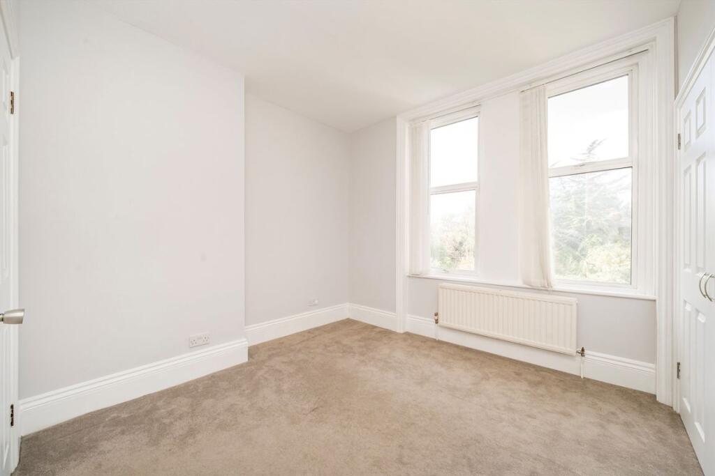 Apartment in London - View 4