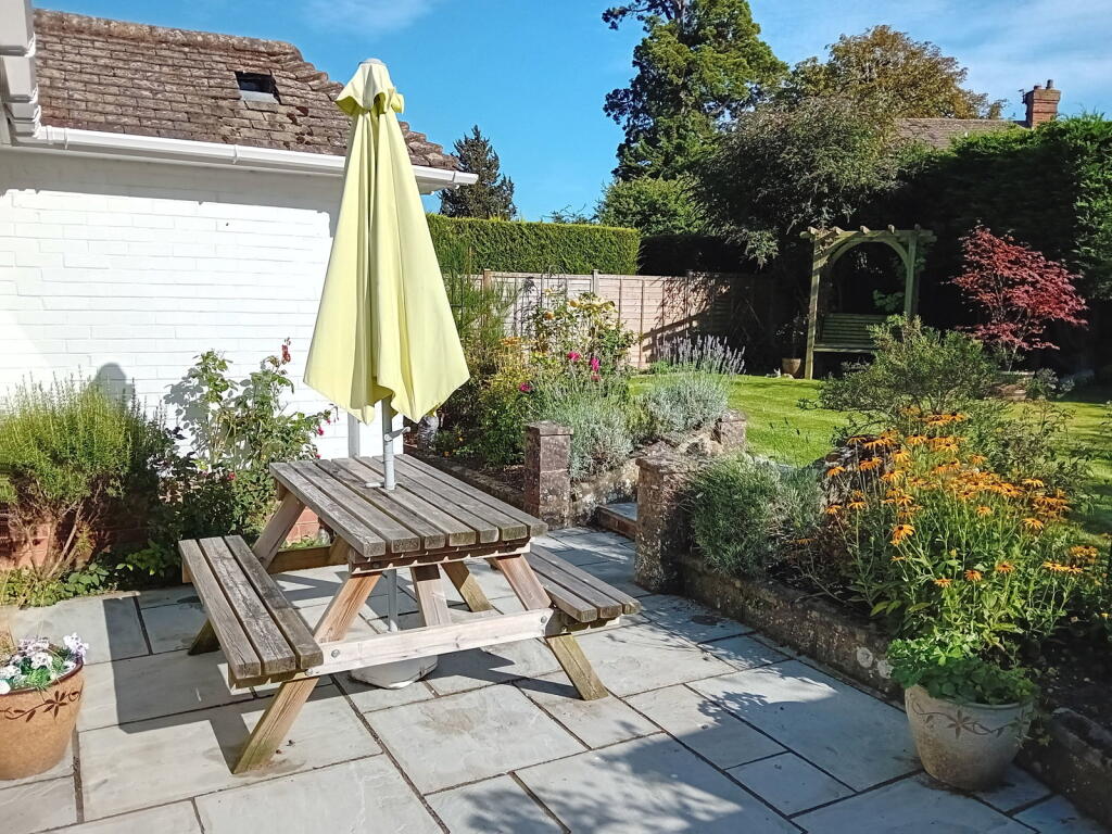 House in Wealden, Polegate - View 5