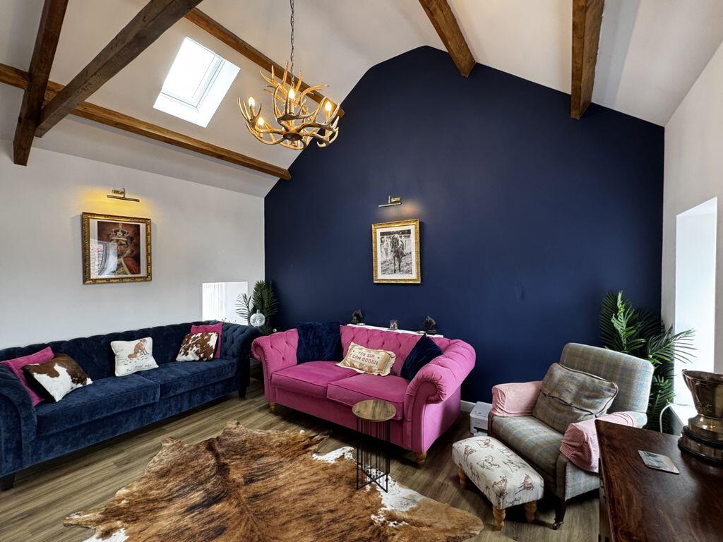 House in York - View 4