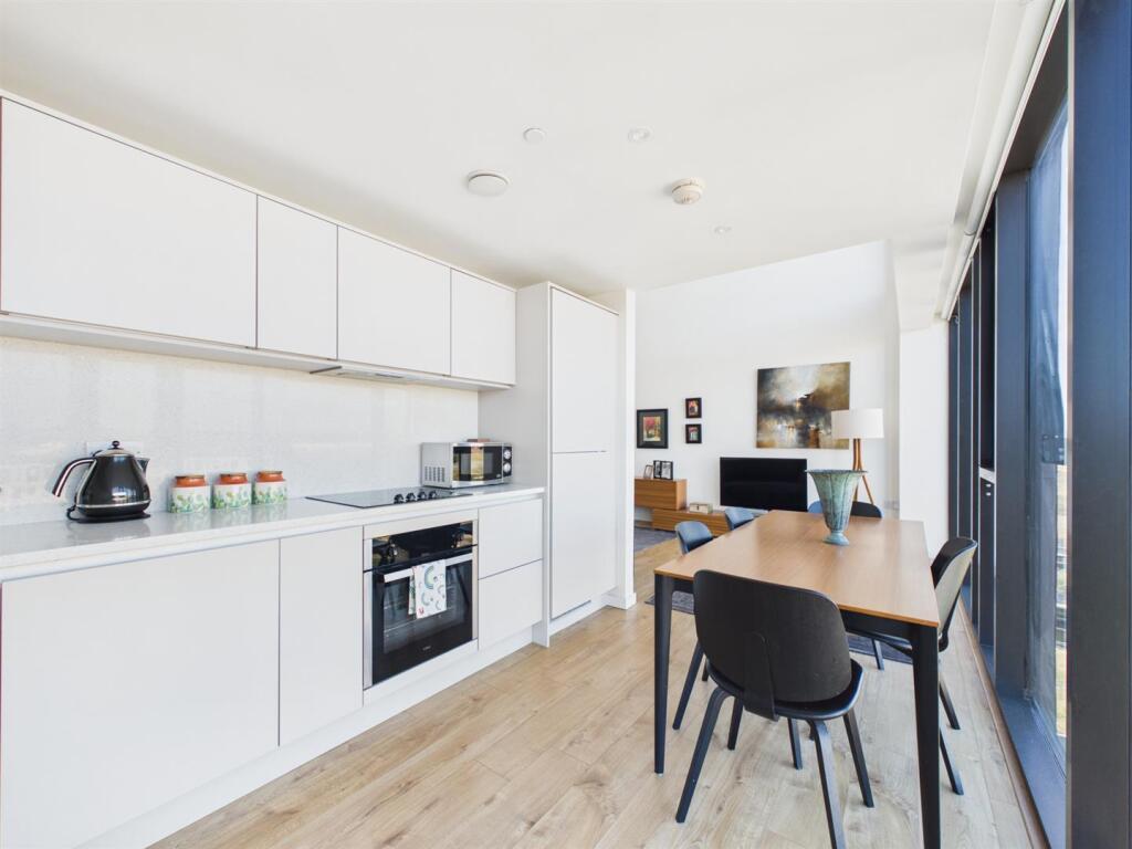 Apartment in North Tyneside, Chirton - View 4