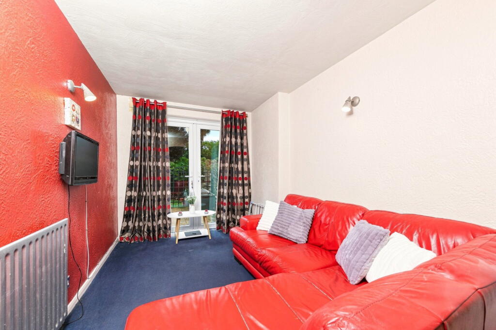 House in Leeds - View 5