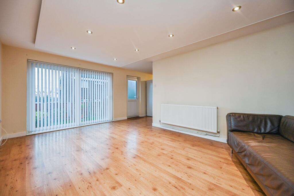 Flimby, Skelmersdale, Lancashire, WN8 photo 3