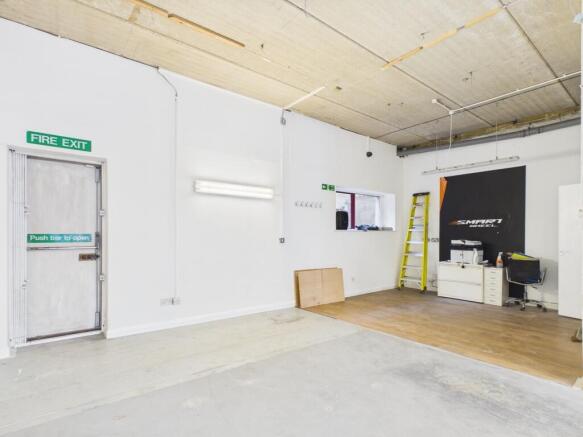 Photo 21