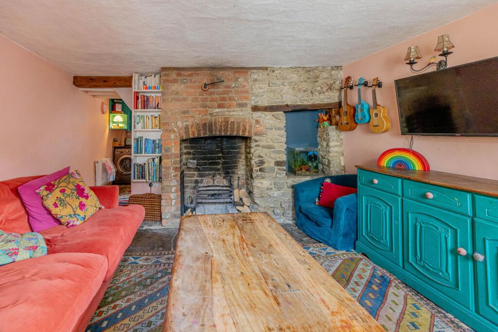 Burnivale, Malmesbury, SN16 photo 4