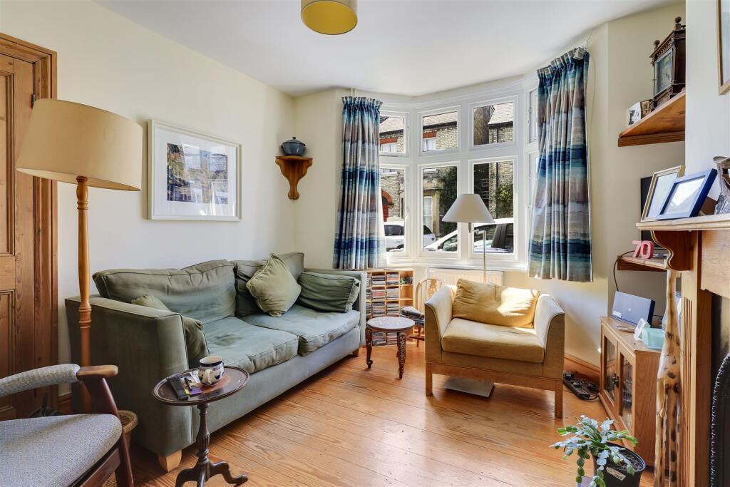 House in Cambridge, Romsey - View 5