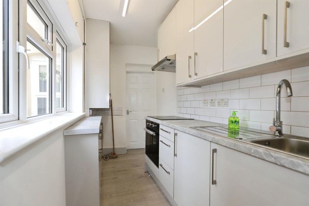 House in Wolverhampton - View 5
